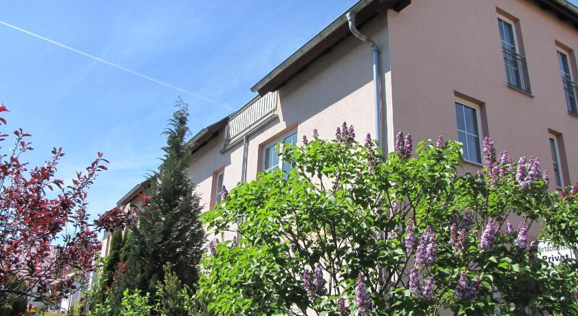 Pension Am Deich Kroslin Экстерьер фото
