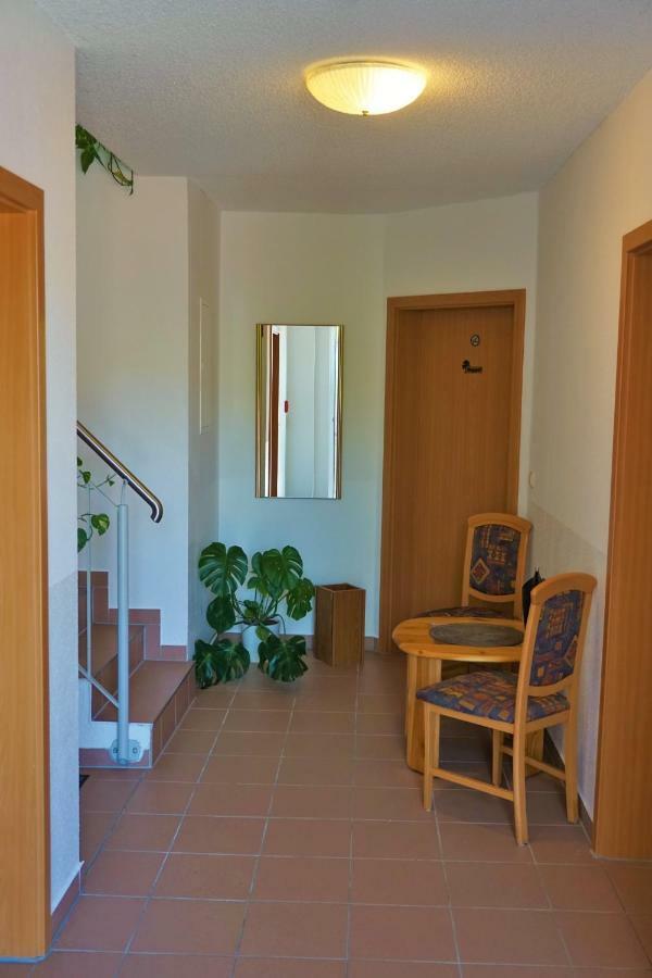 Pension Am Deich Kroslin Экстерьер фото